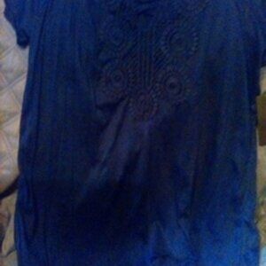 Nwt beautiful navy short sleeve blouse by New York laundry sz m